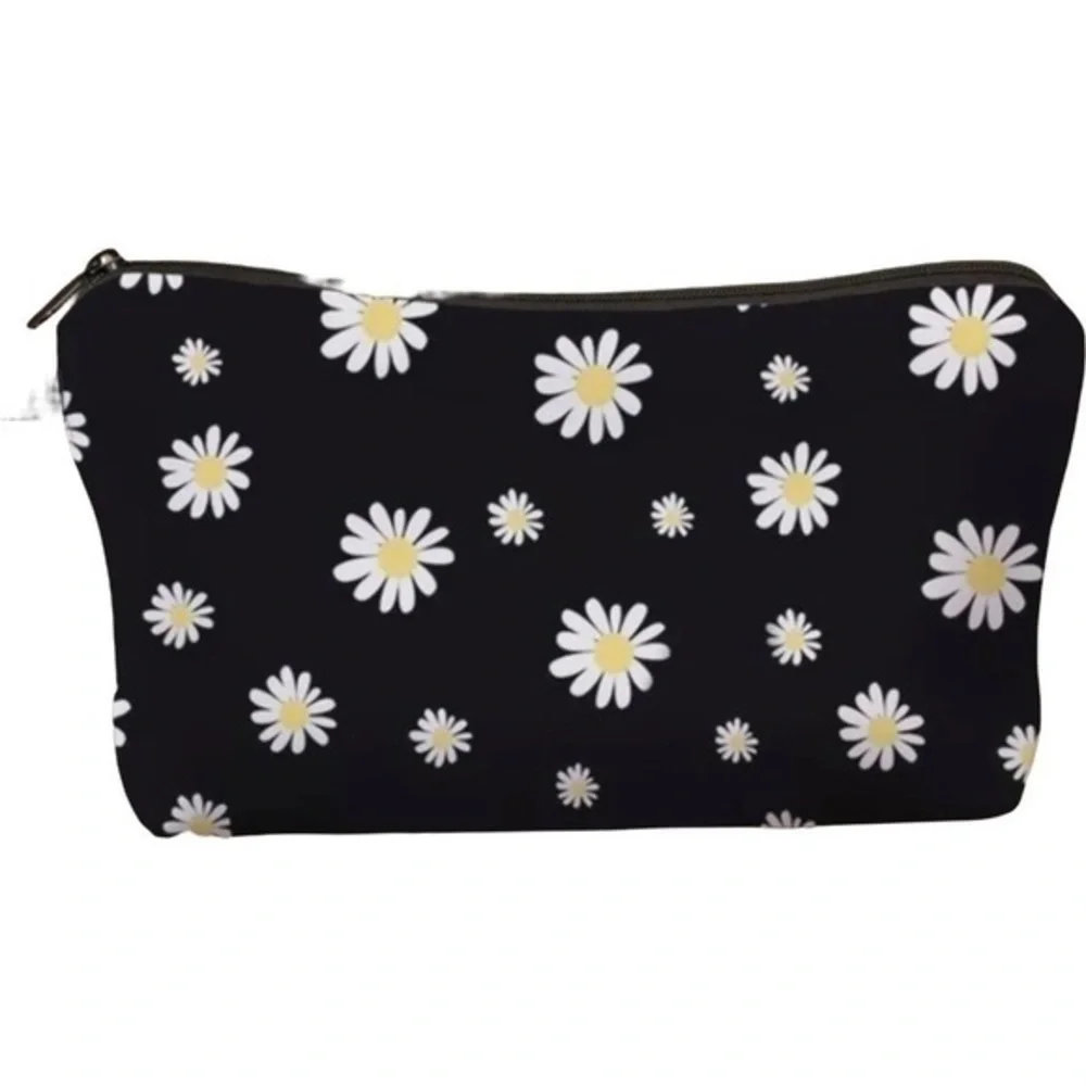 Daisy print makeup bag zip top lined